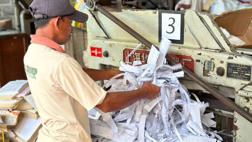 daur ulang kertas jogja