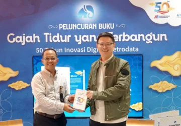 50 tahun Metrodata Susanto Djaja dan Tomy