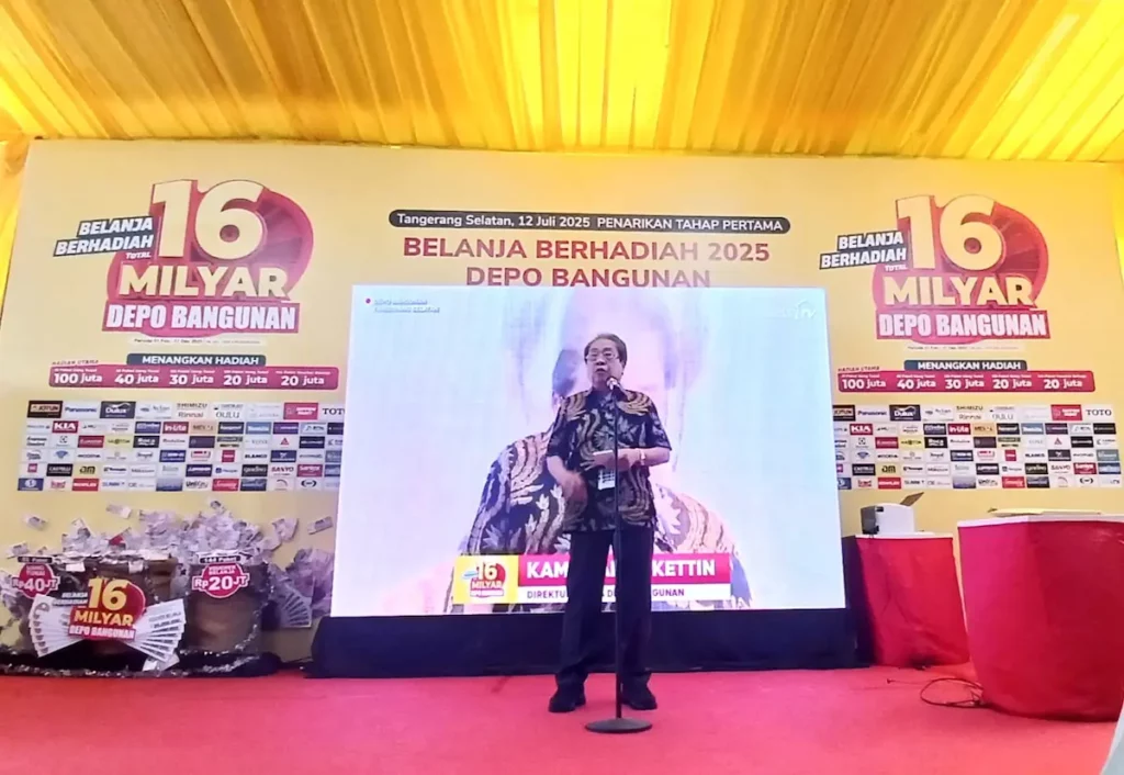 Presiden Direktur Depo Bangunan Kambiyanto Kettin